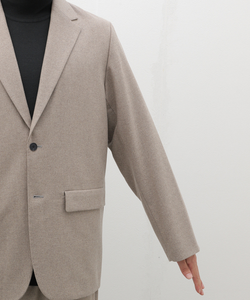 ATON（エイトン）の「ATON(エイトン) MERINO COLLEGE FLANNEL TAILORED JACKET JKAGCW0900（テーラードジャケット・メンズ・ベージュ/ブラック・4/6）」の9枚目の写真