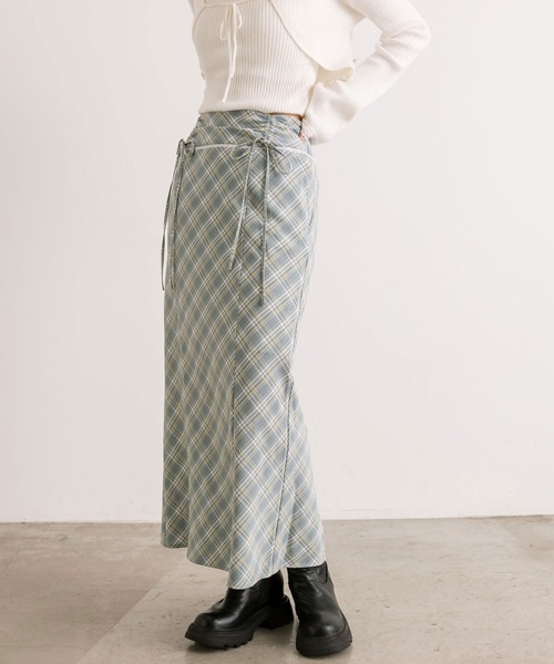 OLIVE des OLIVE（オリーブデオリーブ）の「ドロストリボンチェックナロースカート（スカート・レディース・ブルー/ブラウン・FREE）」の6枚目の写真