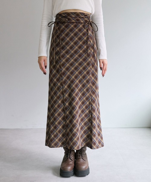 OLIVE des OLIVE（オリーブデオリーブ）の「ドロストリボンチェックナロースカート（スカート・レディース・ブルー/ブラウン・FREE）」の12枚目の写真