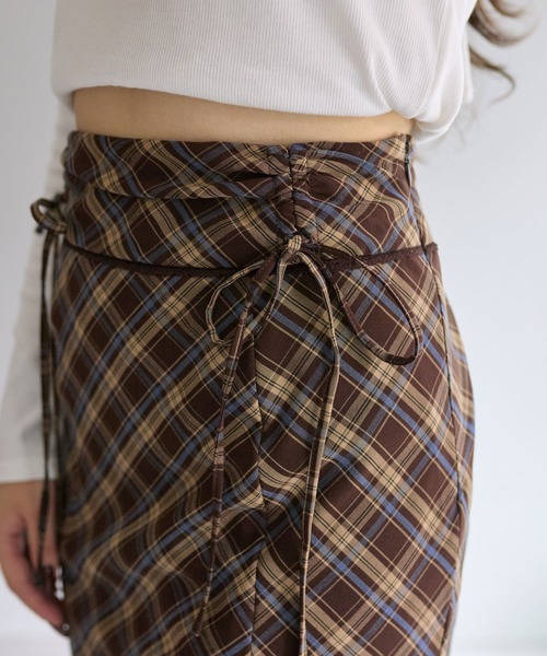 OLIVE des OLIVE（オリーブデオリーブ）の「ドロストリボンチェックナロースカート（スカート・レディース・ブルー/ブラウン・FREE）」の18枚目の写真