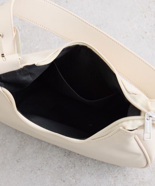 CIAOPANIC TYPY（チャオパニックティピー）の「バックルワンハンドルBAG（トートバッグ・レディース・バーガンディー/シルバー/ブラック/ブラック系その他/ライトブラウン/アイボリー・ONE SIZE）」の12枚目の写真