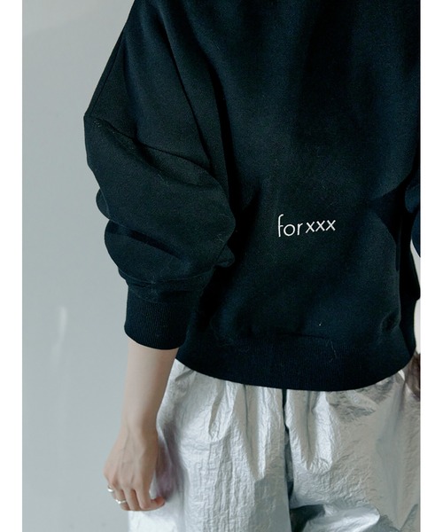 Stylevoice for xxx(スタイルヴォイスフォー)の「バックロゴ裏毛プルオーバー(スウェット・レディース・レッド/グレー/ブラック・FREE)」の16枚目の写真