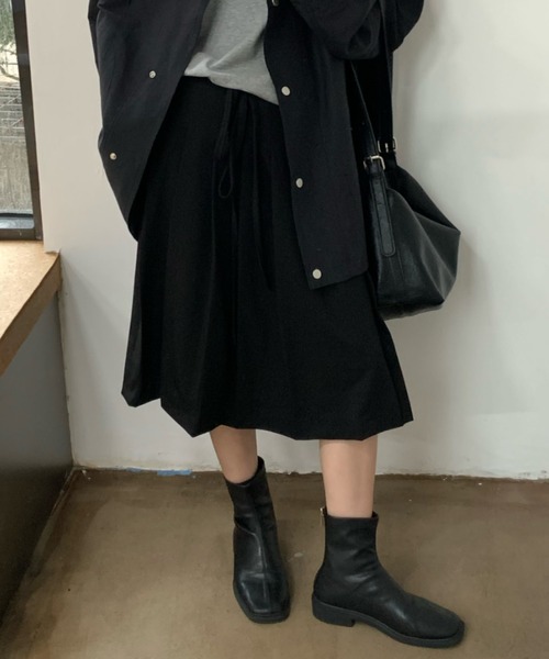 CREARE -LINO-(クレアーレリノ)の「<レディース商品>ミディ丈 プリーツスカート/リボン(スカート・レディース・グレー/ブラック・S/M)」の10枚目の写真
