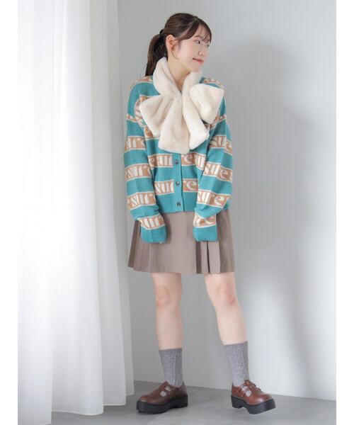 ehka sopo(エヘカソポ)の「リボンファーティペット(ストール/ショール・レディース・キナリ/ベージュ/キャメル・F)」の6枚目の写真