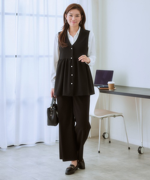 7days Life Styling（セブンデイズライフスタイリング）の「カットソー素材　パール調ボタンペプラム切替ジレ（ベスト・レディース・ブラック/ネイビー・LL/L/M/S/3L）」の5枚目の写真