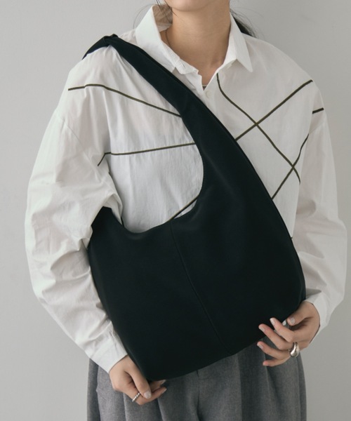 セール】ZIP付きラウンドフォルムワンハンドルバッグ（トートバッグ