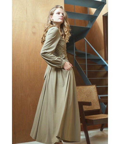 Estella.K（エステラケー）の「Alessia Dress ギャザーリングカットアウトドレス（ワンピース・レディース・ブラック/ベージュ系・FREE）」の16枚目の写真