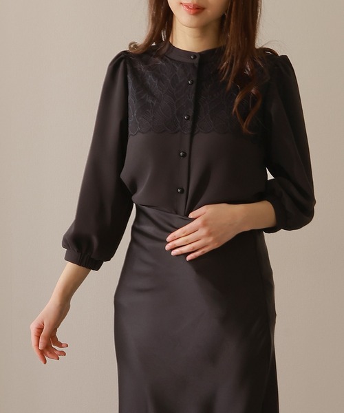 Lace Ladies(レースレディース)の「バンドカラー レース レイヤード 7分袖 フレア ブラウス(シャツ/ブラウス・レディース・アイボリー/ネイビー/ブラック/チャコールグレー・FREE/S)」の5枚目の写真
