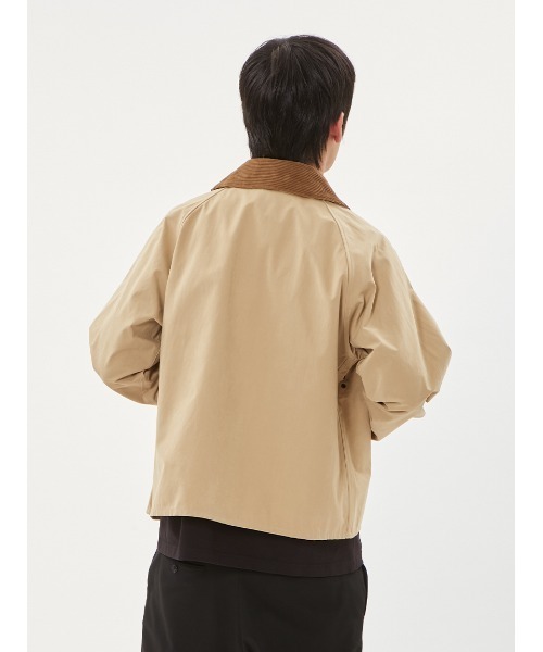 Barbour（バブアー）の「【SPEY / スペイ】ピーチスキン コットン ショートレングスブルゾン（オーバーサイズフィット）（ブルゾン・メンズ・ライトベージュ/ブラック/グリーン・SMALL/MEDIUM/LARGE/X-LARGE）」の19枚目の写真