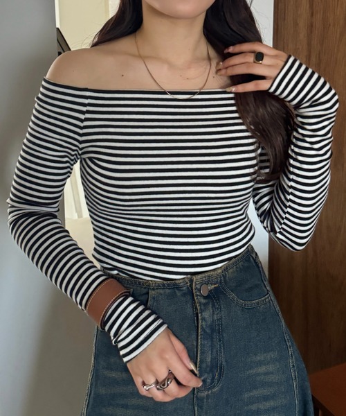 efill(エフィル)の「オフショル ストライプ 長袖 tシャツ(Tシャツ/カットソー・レディース・ブラック/グレー・FREE)」の3枚目の写真
