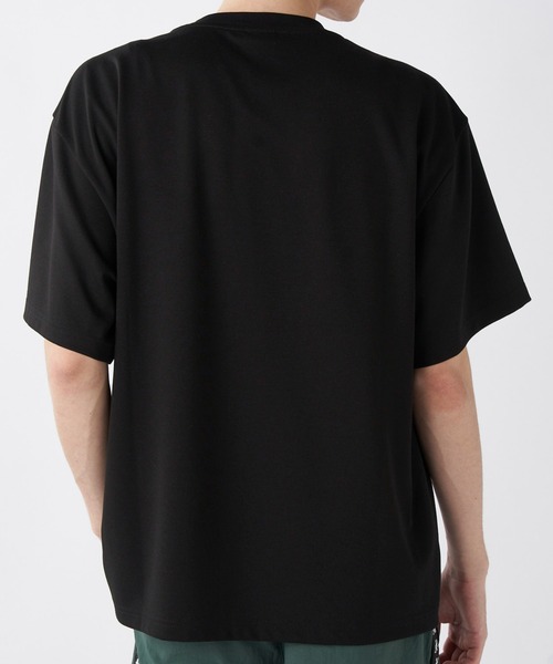 Kappa(カッパ)の「カラーブロック切替半袖Tシャツ (ユニセックス)(Tシャツ/カットソー・メンズ・ブラック/ホワイト・MEDIUM/LARGE/X-LARGE)」の6枚目の写真