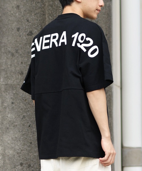 NEW ERA(ニューエラ)の「NEW ERA/ニューエラ 半袖Tシャツ バックプリント オーバーサイズ 14410082(Tシャツ/カットソー・メンズ・ブラック/ベージュ/ホワイト・M/L/XL/XXL)」の3枚目の写真