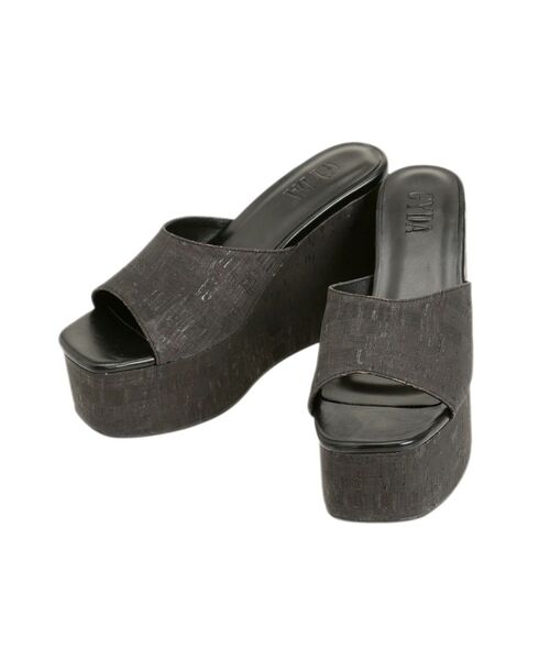 GYDA（ジェイダ）の「コルクウェッジサンダル（サンダル・レディース・ベージュ/ブラック/アイボリー・LARGE/MEDIUM/SMALL）」の4枚目の写真