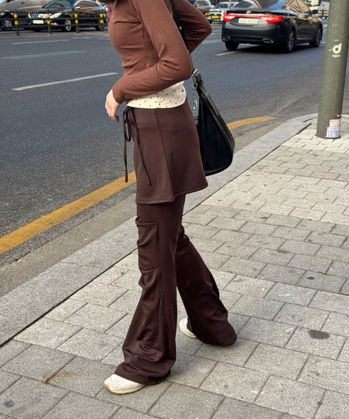 MEMECLE（メメクル）の「【 MEMECLE / メメクル 】レイヤード風 ドットスリムカットソー（Tシャツ/カットソー・レディース・ブラック/ブラウン・L/M/S）」の18枚目の写真