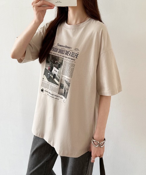 COCOMOMO(ココモモ)の「【6色展開】 プリントTシャツ オーバーサイズ 綿100 コットンTシャツ(Tシャツ/カットソー・レディース・ブラック/ワイン/ダークグレー/ベージュ/ホワイト/ダークブラウン・FREE)」の18枚目の写真