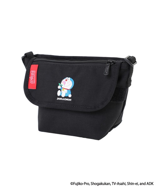 Manhattan Portage(マンハッタンポーテージ)の「MESSENGER BAG(XXXS)FLAP ZIPPER POCKET DORAEMON 25(メッセンジャーバッグ・キッズ・ブラック・X-SMALL)」の2枚目の写真