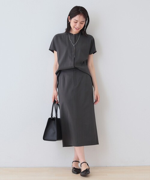 INDIVI(インディヴィ)の「【洗える/SETUP可能/UVケア】ストレートラインスカート(スカート・レディース・スミクロ/ベージュ/ネイビー/ブラック・03/05/13/15 /19/36/38/40)」の17枚目の写真