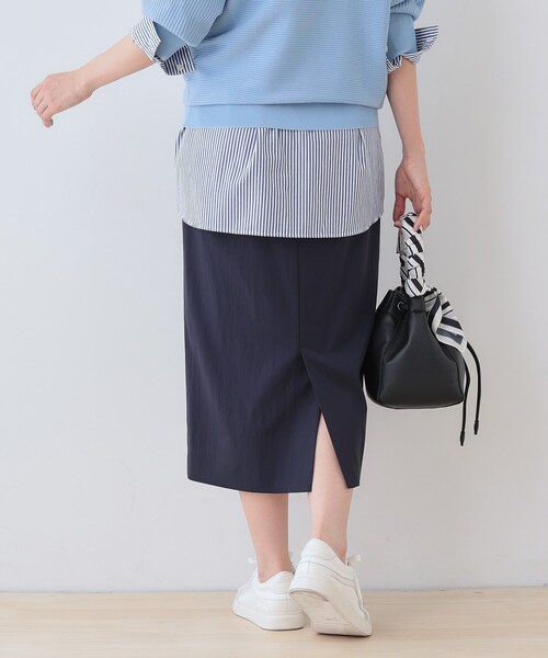 INDIVI(インディヴィ)の「【洗える/SETUP可能/UVケア】ストレートラインスカート(スカート・レディース・スミクロ/ベージュ/ネイビー/ブラック・03/05/13/15 /19/36/38/40)」の5枚目の写真