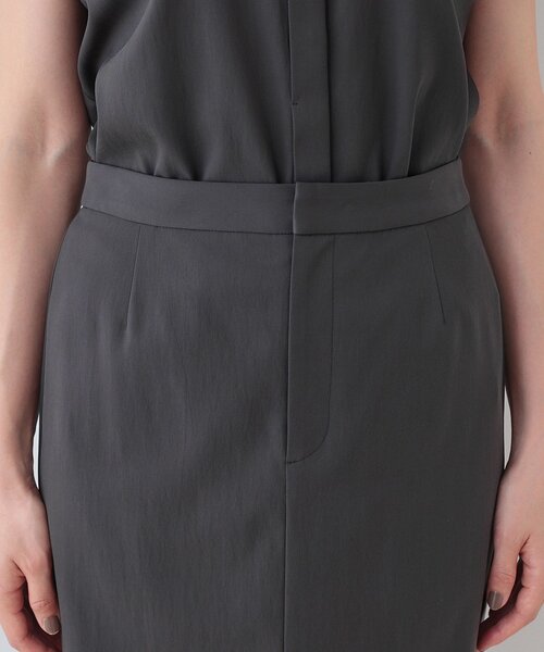 INDIVI(インディヴィ)の「【洗える/SETUP可能/UVケア】ストレートラインスカート(スカート・レディース・スミクロ/ベージュ/ネイビー/ブラック・03/05/13/15 /19/36/38/40)」の11枚目の写真