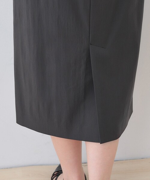 INDIVI(インディヴィ)の「【洗える/SETUP可能/UVケア】ストレートラインスカート(スカート・レディース・スミクロ/ベージュ/ネイビー/ブラック・03/05/13/15 /19/36/38/40)」の12枚目の写真