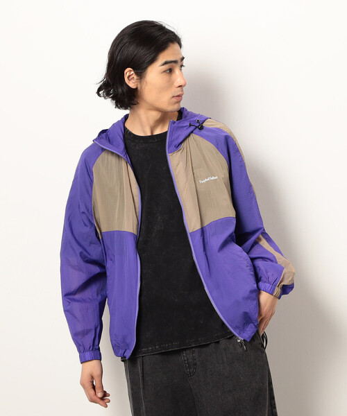 Purple&Yellow(パープルアンドイエロー)の「シアーナイロンフードブルゾン(ブルゾン・メンズ・ベージュ/ブラック/パープル・LARGE/MEDIUM/SMALL)」の1枚目の写真