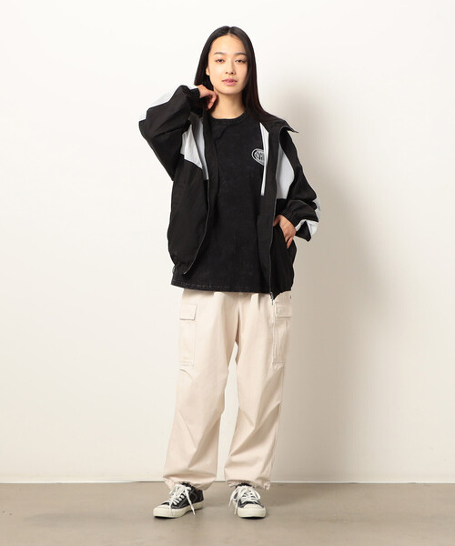 Purple&Yellow(パープルアンドイエロー)の「シアーナイロンフードブルゾン(ブルゾン・メンズ・ベージュ/ブラック/パープル・LARGE/MEDIUM/SMALL)」の8枚目の写真