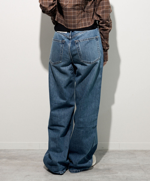 JOINT WORKS(ジョイントワークス)の「Calvin Klein Jeans / カルバン クライン ジーンズ THE WIDE LEG WASHED SHORE 37.5(デニムパンツ・レディース・ネイビー・24/25)」の9枚目の写真
