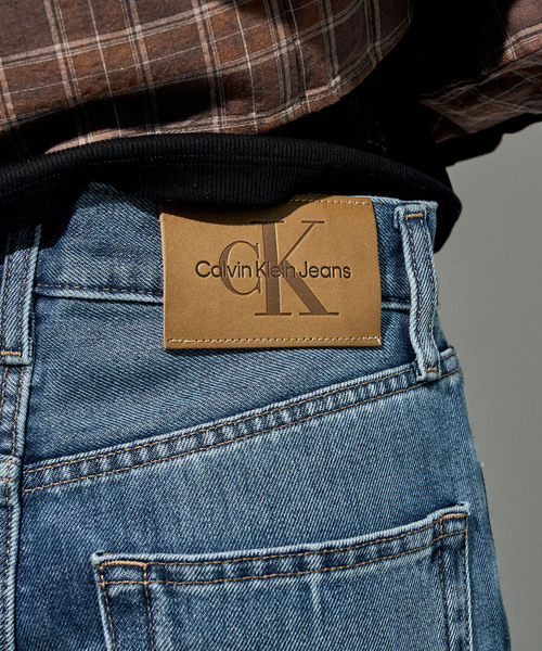 JOINT WORKS(ジョイントワークス)の「Calvin Klein Jeans / カルバン クライン ジーンズ THE WIDE LEG WASHED SHORE 37.5(デニムパンツ・レディース・ネイビー・24/25)」の4枚目の写真