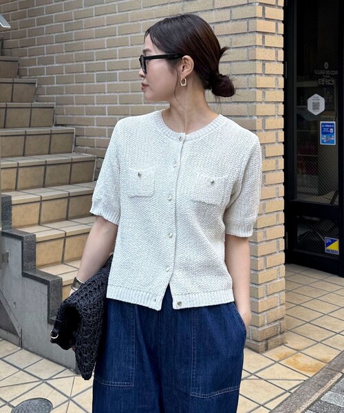 fredy emue（フレディエミュ）の「テープヤーン半袖ニットジャケット（カーディガン/ボレロ・レディース・ライトグレー/ネイビー/オフホワイト/ミント・38）」の2枚目の写真