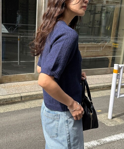 fredy emue（フレディエミュ）の「テープヤーン半袖ニットジャケット（カーディガン/ボレロ・レディース・ライトグレー/ネイビー/オフホワイト/ミント・38）」の15枚目の写真