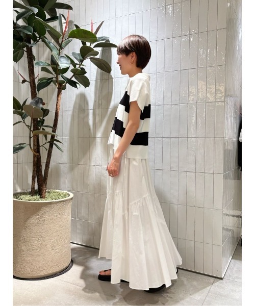2604029 allureville タイプライターバイヤス切替スカート 白1 タイプライターバイヤス切替スカート|allureville OFFICIAL SITE