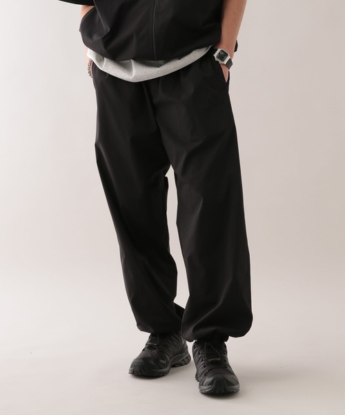 SIGNAL SPORTS（シグナルスポーツ）の「【SIGNAL SPORTS】ウォームアップワイドイージーパンツ【セットアップ対応】（スウェットパンツ・メンズ・ブラック/ネイビー・MEDIUM/LARGE）」の8枚目の写真