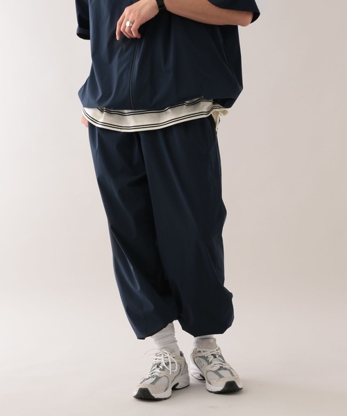 SIGNAL SPORTS（シグナルスポーツ）の「【SIGNAL SPORTS】ウォームアップワイドイージーパンツ【セットアップ対応】（スウェットパンツ・メンズ・ブラック/ネイビー・MEDIUM/LARGE）」の15枚目の写真