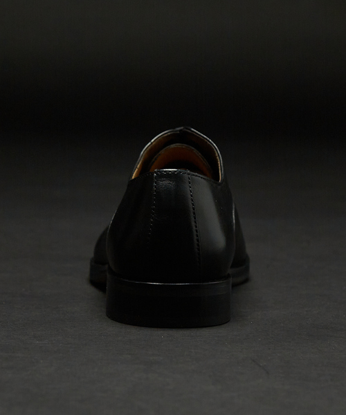 alfredoBANNISTER(アルフレッドバニスター)の「【アルゼンチンレザー使用】内羽根 ストレートチップ ドレスシューズ / ビジネスシューズ / 冠婚葬祭(ドレスシューズ・メンズ・キャメル/ブラック/ダークブラウン・44/40/39/41/42/43/45)」の6枚目の写真