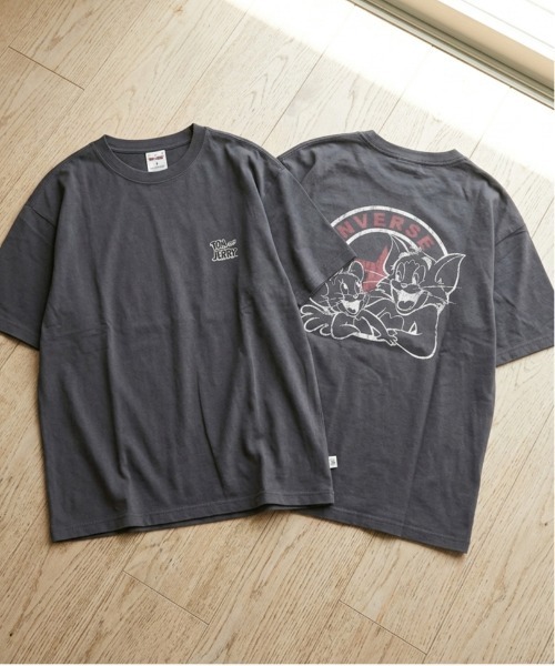 Tom&Jerry(トムアンドジェリー)の「【TOM & JERRY/トムとジェリー×CONVERSE/コンバース】ピグメント加工/BIO WASH/ヴィンテージ風プリント 天竺 半袖Tシャツ ユニセックス(Tシャツ/カットソー・レディース・ホワイト系2/ホワイト系1/ブラック系1/ブラック系2・L/M)」の3枚目の写真