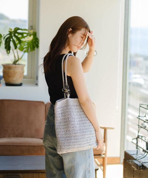 Kastane（カスタネ）の「【4色展開/カップ取り外し可】カップ付き加工リブタンク（タンクトップ・レディース・ブラック/アイボリー/ホワイト/ピンク・FREE）」の7枚目の写真