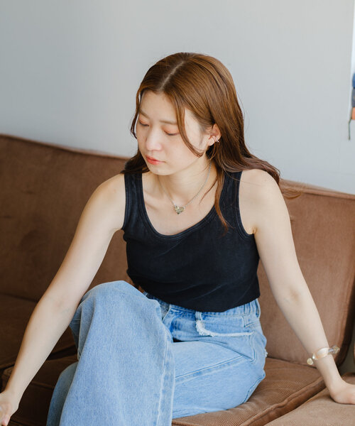 Kastane（カスタネ）の「【4色展開/カップ取り外し可】カップ付き加工リブタンク（タンクトップ・レディース・ブラック/アイボリー/ホワイト/ピンク・FREE）」の8枚目の写真