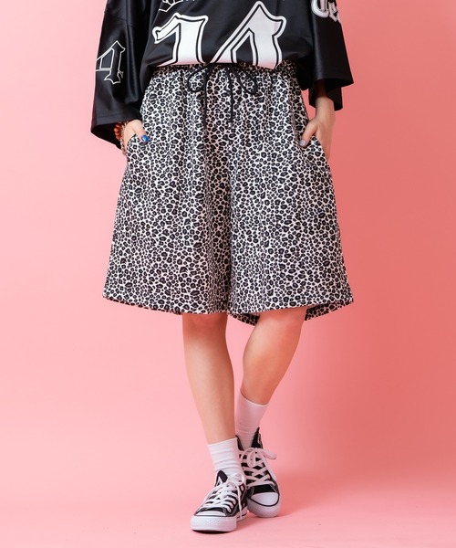 a.p.o.v.(エーピーオービー)の「a.p.o.v. レオパードスウェットイージーハーフパンツ(スウェットパンツ・メンズ・ブラウン/ホワイト・ONESIZE)」の3枚目の写真