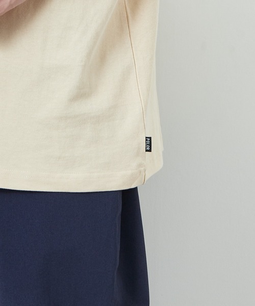 POLeR（ポーラー）の「[POLeR/ポーラー] 別注 フラワー バックプリント ショートスリーブTシャツ（Tシャツ/カットソー・レディース・ブラック/ホワイト/ベージュ・M/L）」の16枚目の写真