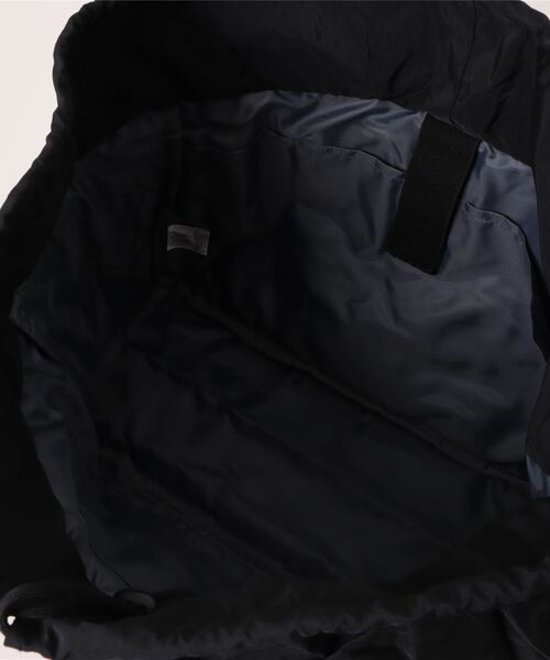 ＪＵＧＬＡＮＳ（ユグランス）の「【Reebok】 ドローストリング2WAYショルダーバッグ（ショルダーバッグ・レディース・チャコール/ベージュ/ブラック・FREE）」の6枚目の写真