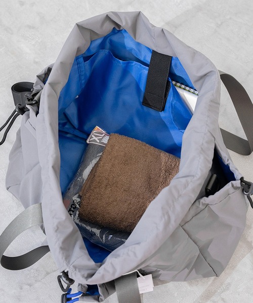ＪＵＧＬＡＮＳ（ユグランス）の「【Reebok】 ドローストリング2WAYショルダーバッグ（ショルダーバッグ・レディース・チャコール/ベージュ/ブラック・FREE）」の14枚目の写真