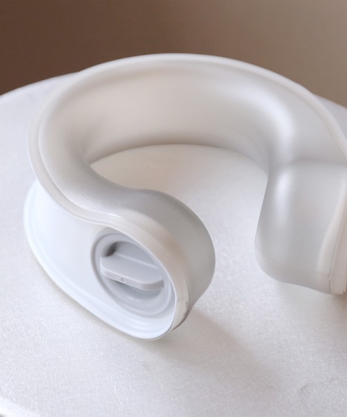 sankyo shokai（サンキョウショウカイ）の「氷のう ハンズフリー クールリング 首掛け ひんやりグッズ（アウトドアグッズ・レディース・ブルー/グレー/ラベンダー・FREE）」の9枚目の写真