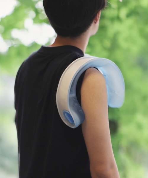 sankyo shokai（サンキョウショウカイ）の「氷のう ハンズフリー クールリング 首掛け ひんやりグッズ（アウトドアグッズ・レディース・ブルー/グレー/ラベンダー・FREE）」の6枚目の写真