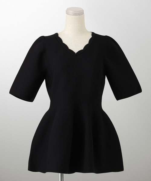 スカラップネック ホールガーメント ニット トップス HUIT