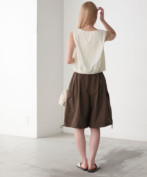 forksy.（フォルクシー）の「【forksy.】コットンドビーストライプ調ピコレーストップス（シャツ/ブラウス・レディース・アイボリー/ホワイト/ブラック・FREE）」の6枚目の写真