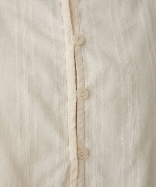 forksy.（フォルクシー）の「【forksy.】コットンドビーストライプ調ピコレーストップス（シャツ/ブラウス・レディース・アイボリー/ホワイト/ブラック・FREE）」の11枚目の写真