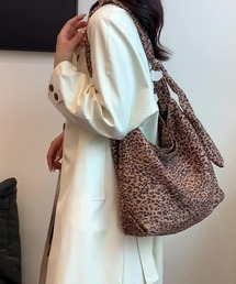ヒョウ柄ショルダーバッグ