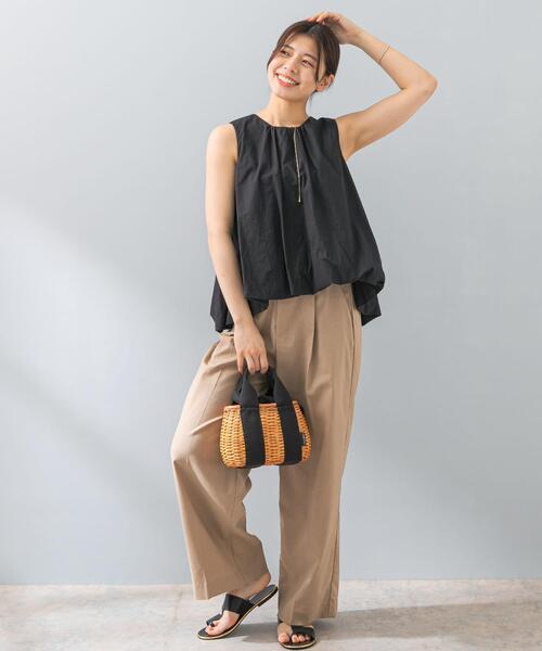 F by ROSSO(エフバイロッソ)の「F by ROSSO ノースリーブバルーンヘムブラウス(シャツ/ブラウス・レディース・ブラック/イエロー/ホワイト系その他・FREE)」の6枚目の写真