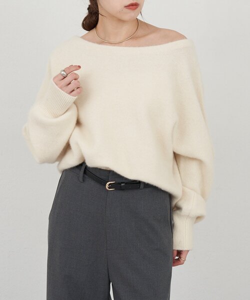 SHENERY（シーナリー）の「ファーウールオフショルニット（ニット/セーター・レディース・オフホワイト/モカ・FREE）」の8枚目の写真