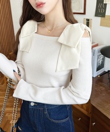 moment+（モーメントプラス）の「リボンストラップ2WAYオフショルニットトップス（ニット/セーター・メンズ）」